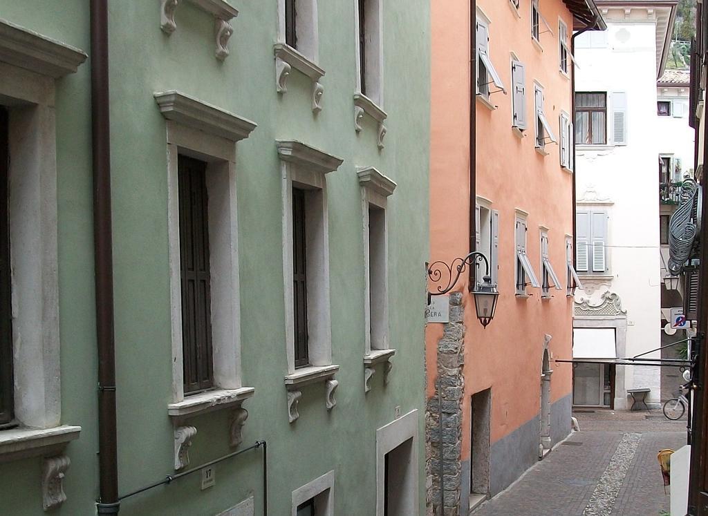 Apartamento Residenza Porte Vecchie Riva del Garda Exterior foto